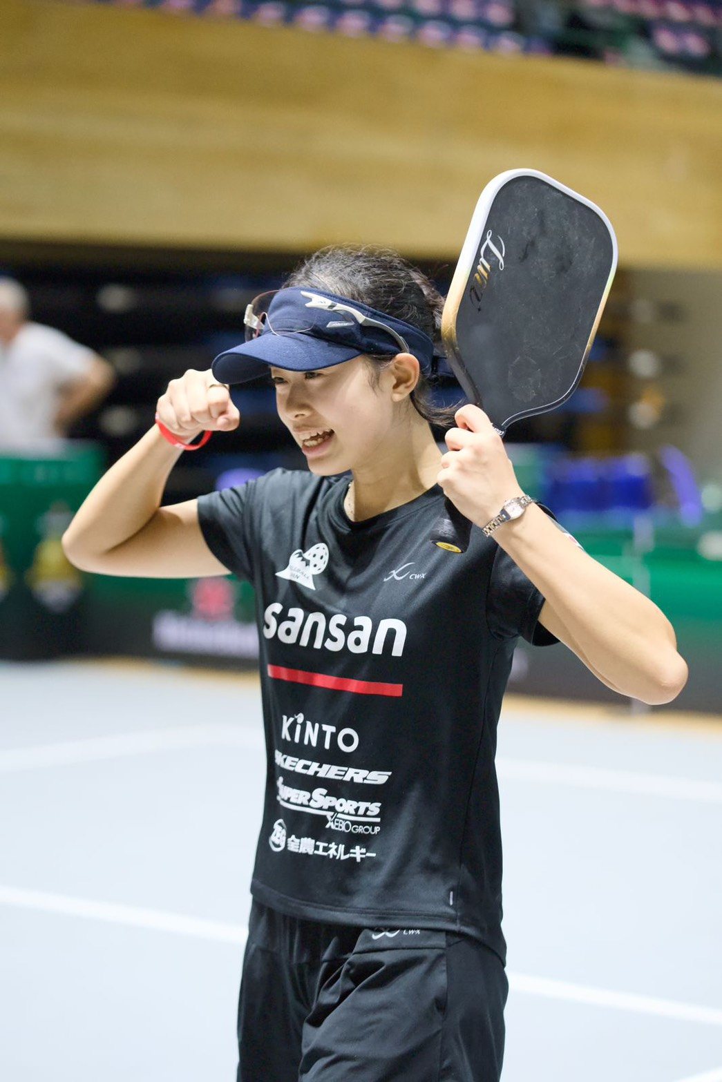 TEAM JAPAN(佐脇京所属)― パドルを掲げて喜びを爆発させる|Heineken Pickleball World Cup 2026